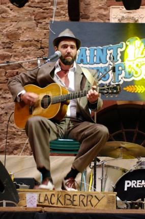 Blackberry & Mr Boo-Hoo - Saint Iziare Blues festival 2011