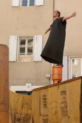 In Extremiste - Ruée Vers l'Art 2011