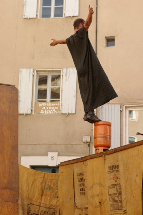 In Extremiste - Ruée Vers l'Art 2011