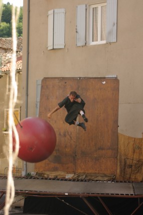 In Extremiste - Ruée Vers l'Art 2011