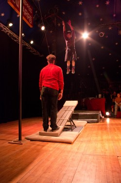 C'est Quoi Ce Cirque ? Les Échappés du Carré Acte 8 – Duo Ça C'est Nous