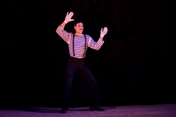 C'est Quoi Ce Cirque ? Les Échappés du Carré Acte 8